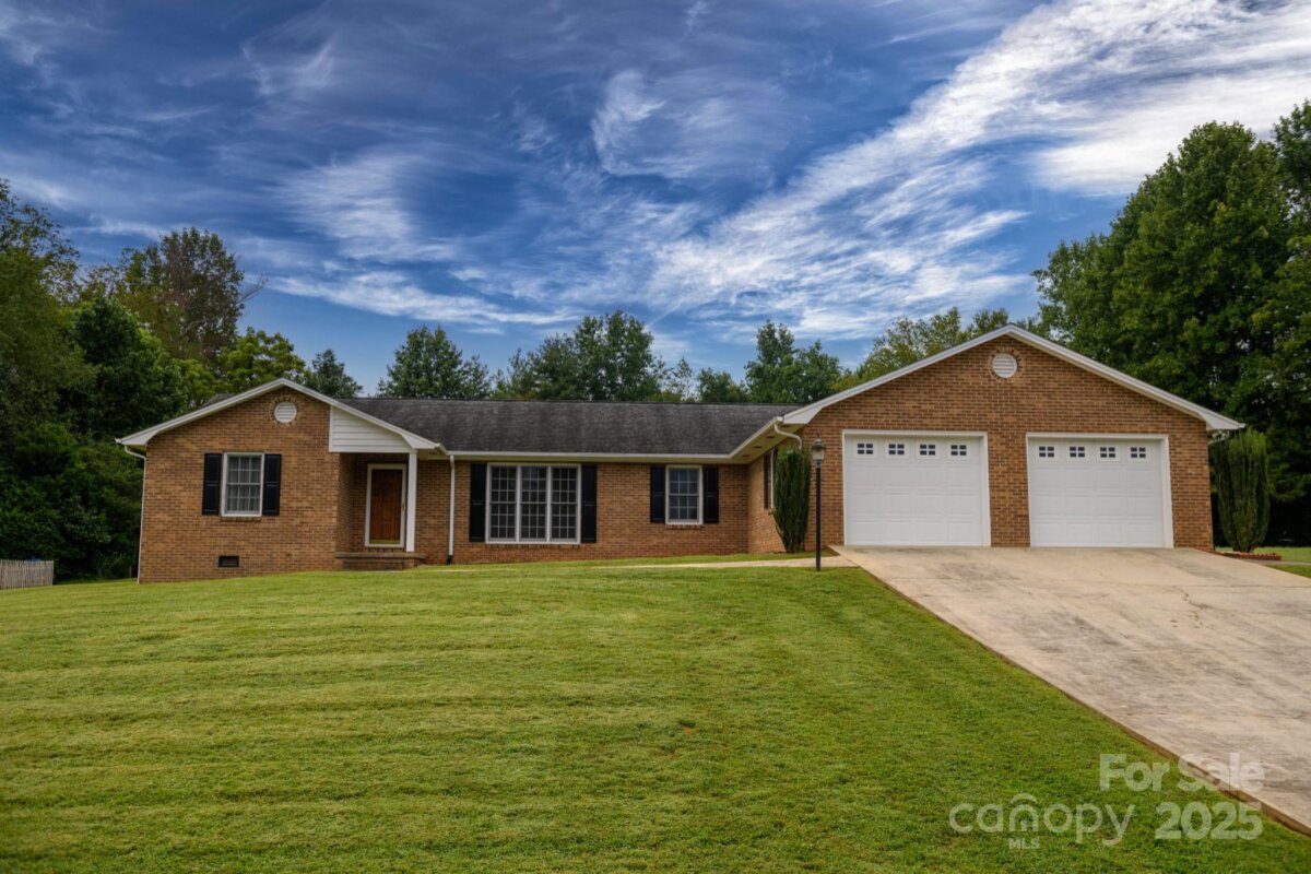 1173 Hidden Lake Drive, Granite Falls, NC 28630, MLS # 4297597
