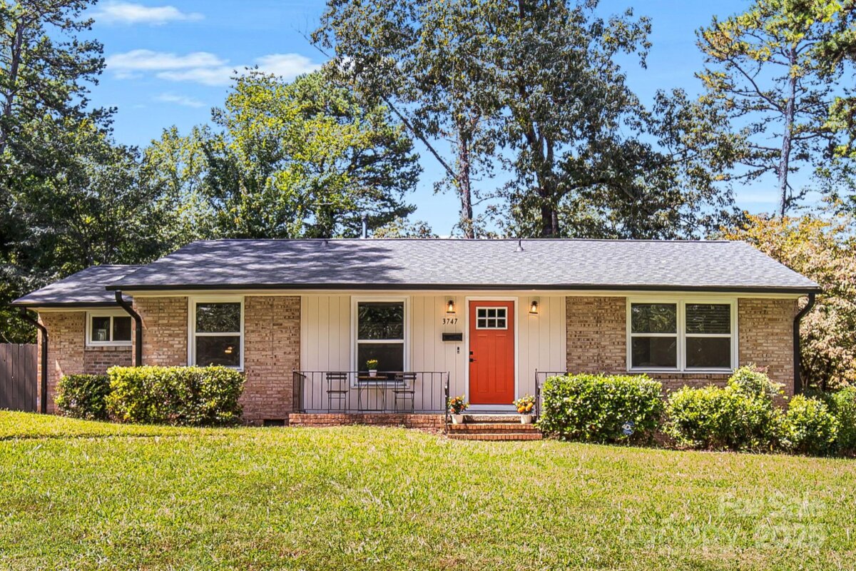 3747 Mckelvey Street, Charlotte, NC 28215, MLS # 4297708