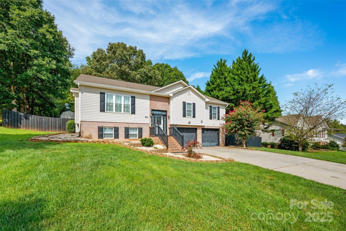 107 Cliffwood Drive, Hudson, NC 28638, MLS # 4297801