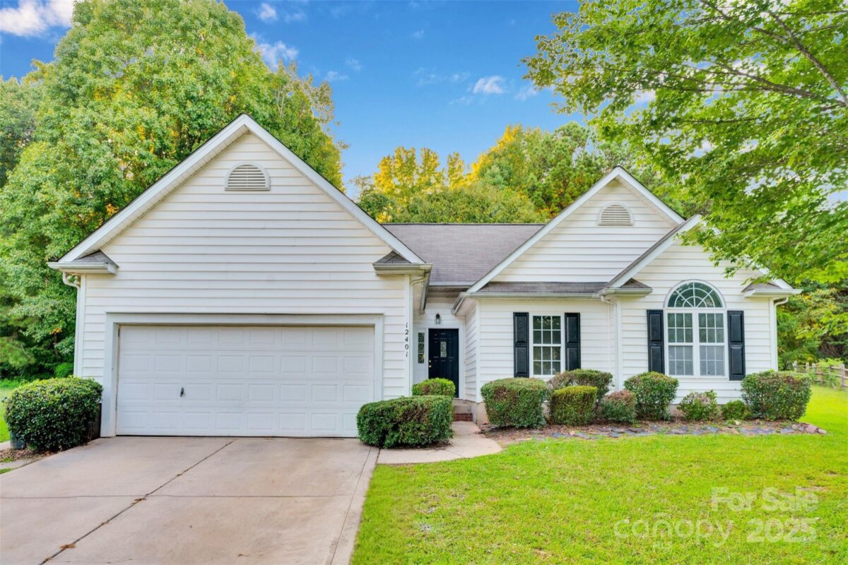 12401 Cumberland Crest Drive, Huntersville, NC 28078, MLS # 4297990