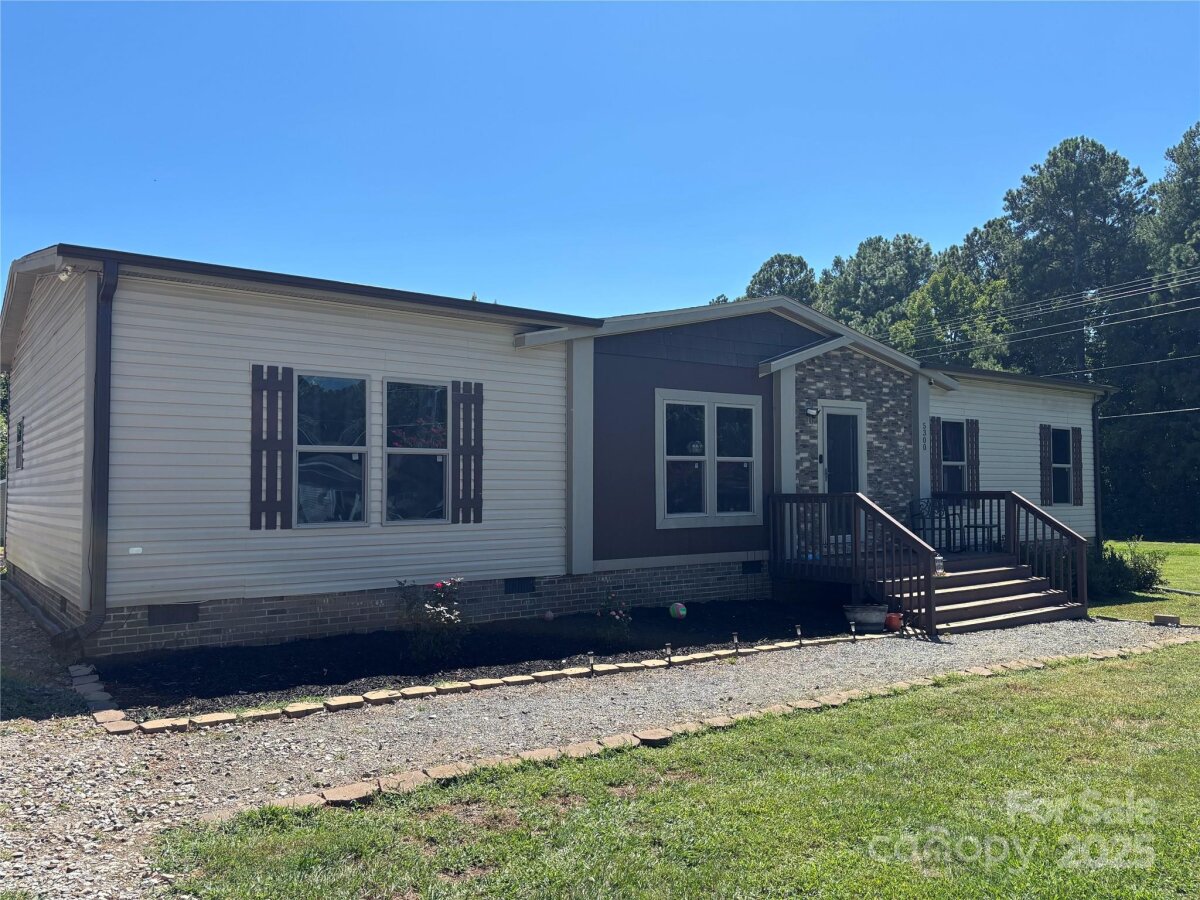 5300 Startown Road, Newton, NC 28658, MLS # 4298133