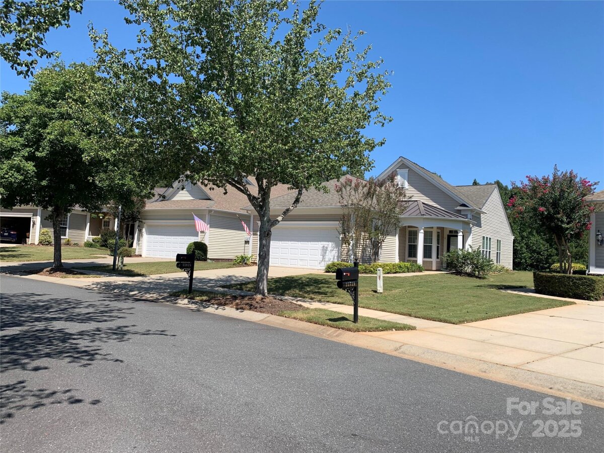 photo of home for sale at 22125 E Tern Court