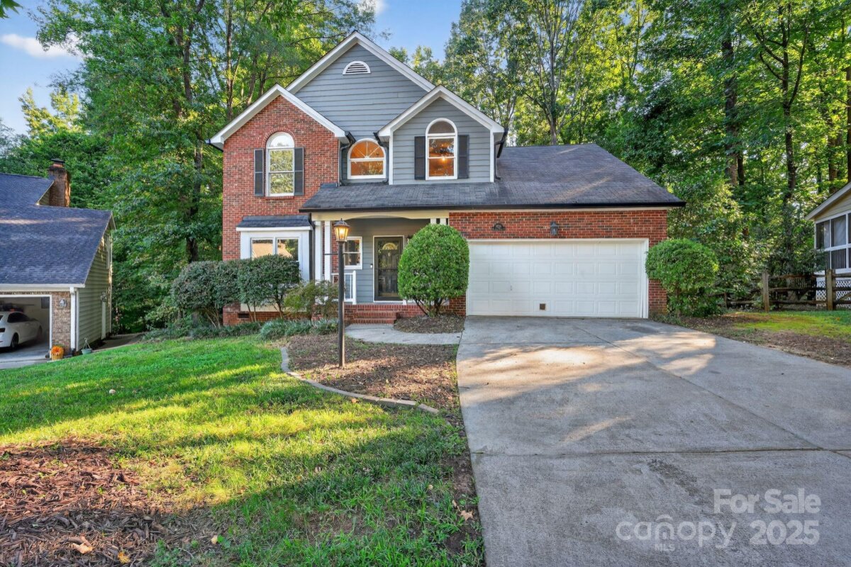 9238 Heritage Woods Place, Charlotte, NC 28269, MLS # 4298360