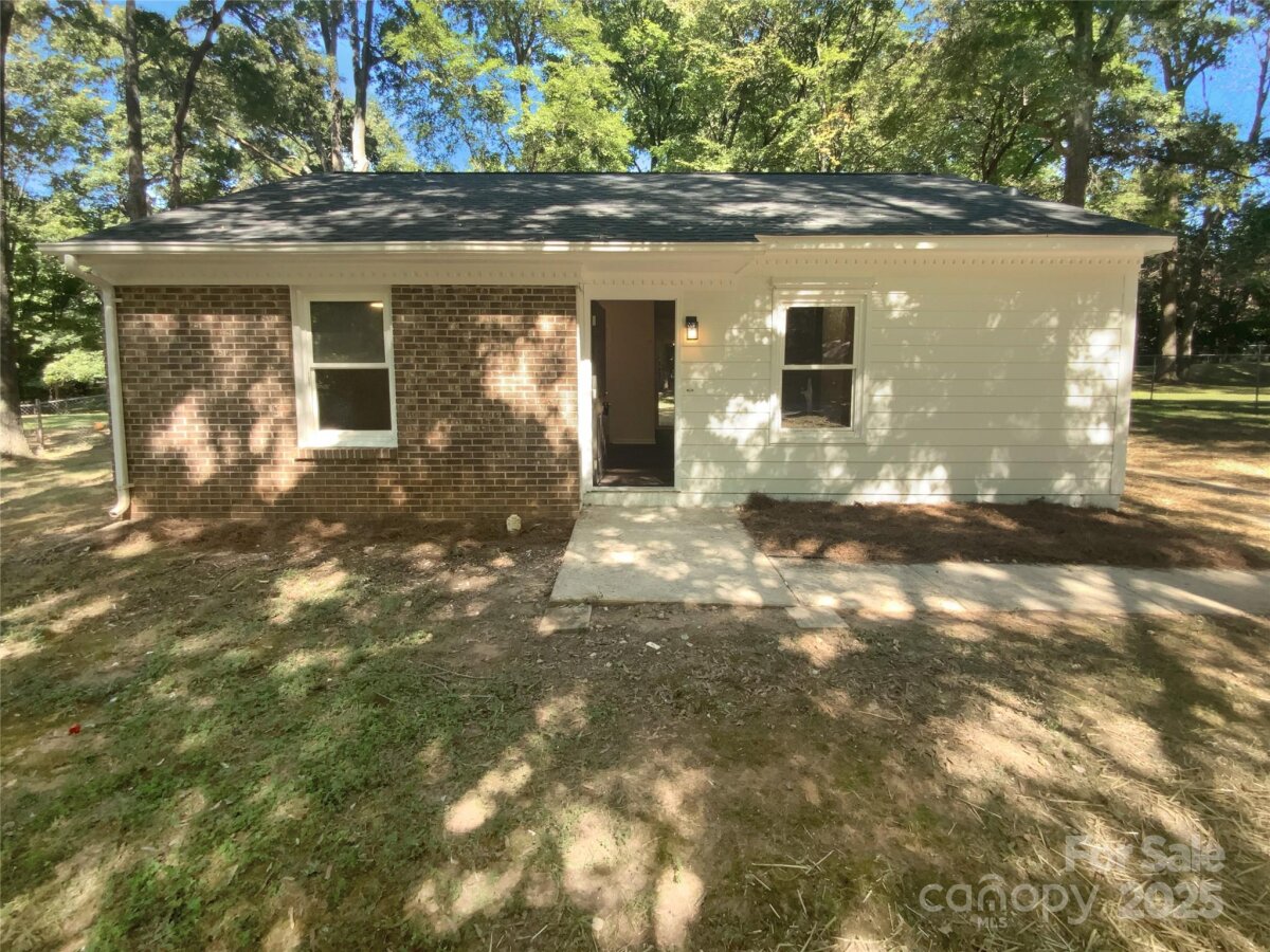 5312 Great Wagon Road, Charlotte, NC 28215, MLS # 4298397