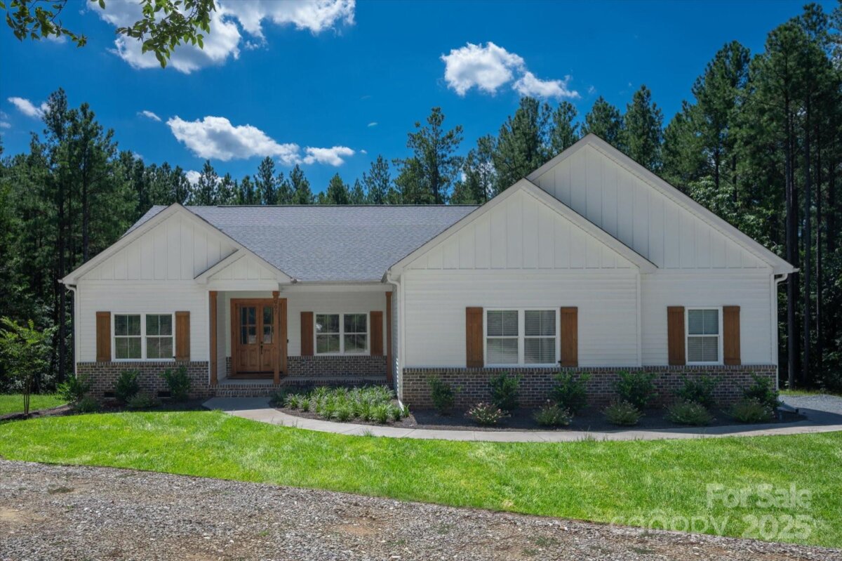 997 S Skyland Drive, Mount Pleasant, NC 28124, MLS # 4298422