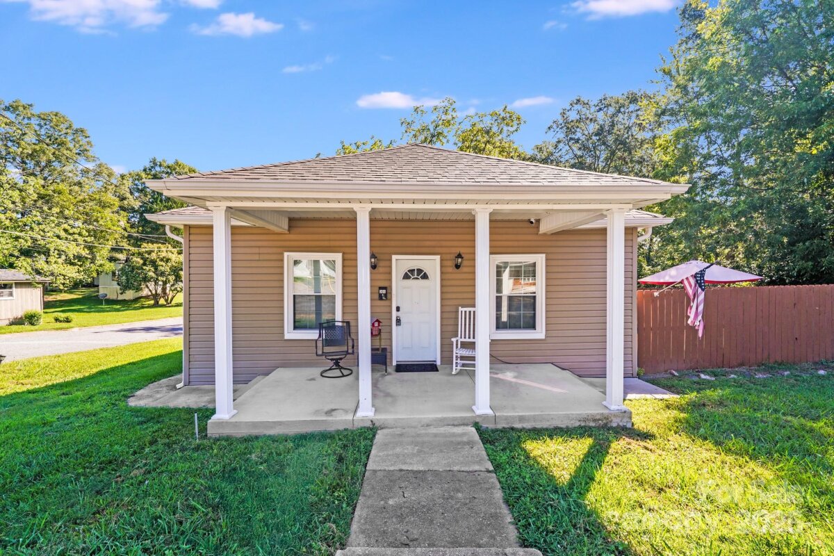 301 S Mountain Street, Cherryville, NC 28021, MLS # 4298494