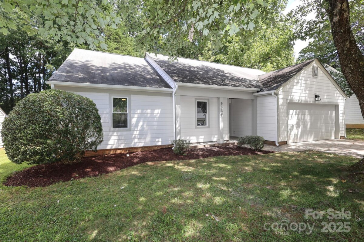 8339 Houndstooth Drive, Charlotte, NC 28227, MLS # 4298703