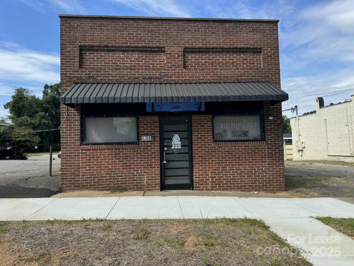 634 S Center Street, Statesville, NC 28677, MLS # 4298912