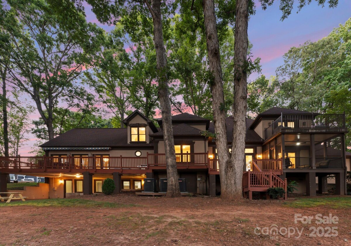 252 Greyfriars Road, Mooresville, NC 28117, MLS # 4298988