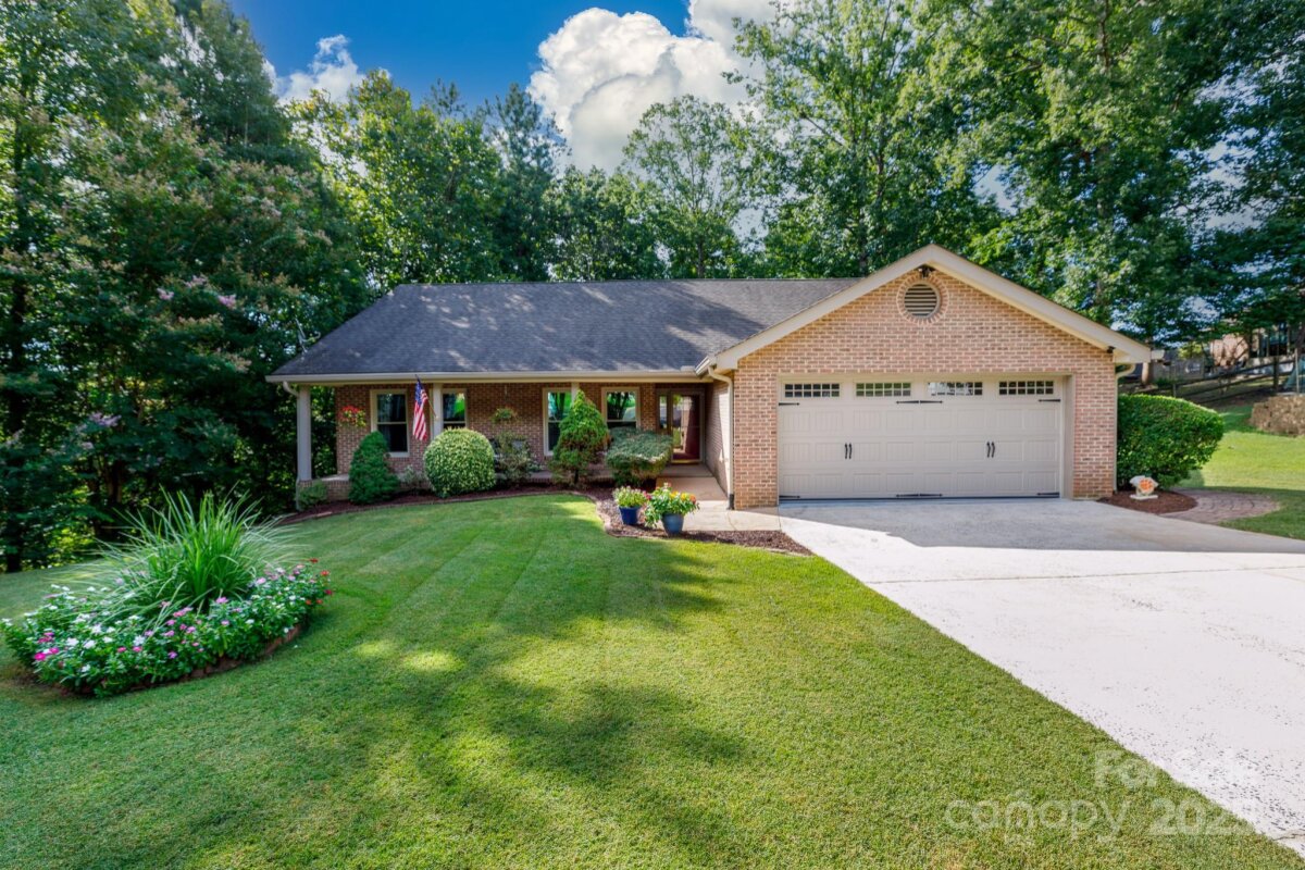 806 Isle Of Palms Court, Fort Mill, SC 29708, MLS # 4299055