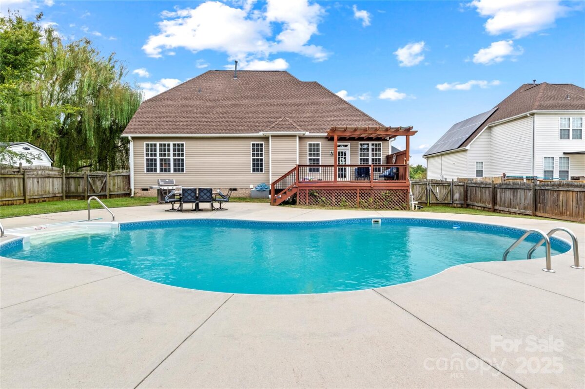 5220 Vineleaf Court, Clemmons, NC 27012, MLS # 4299109