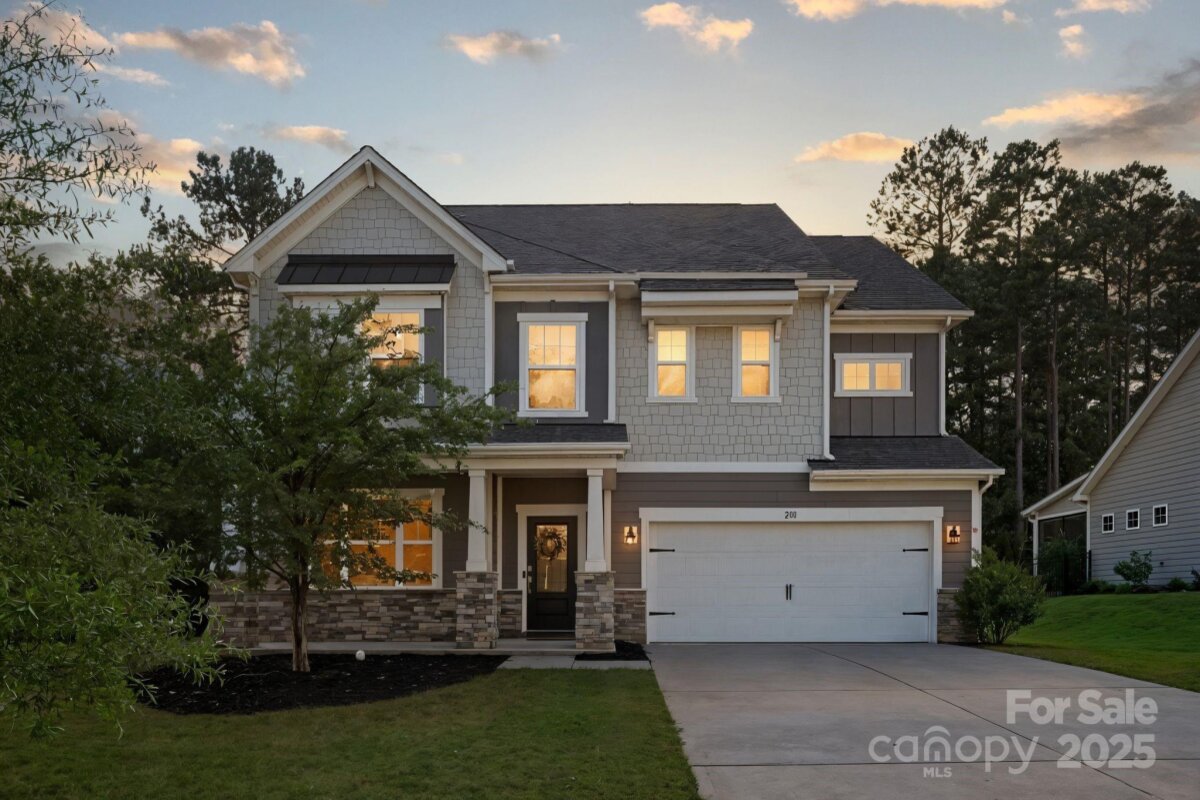 240 Falls Cove Drive, Troutman, NC 28166, MLS # 4299410