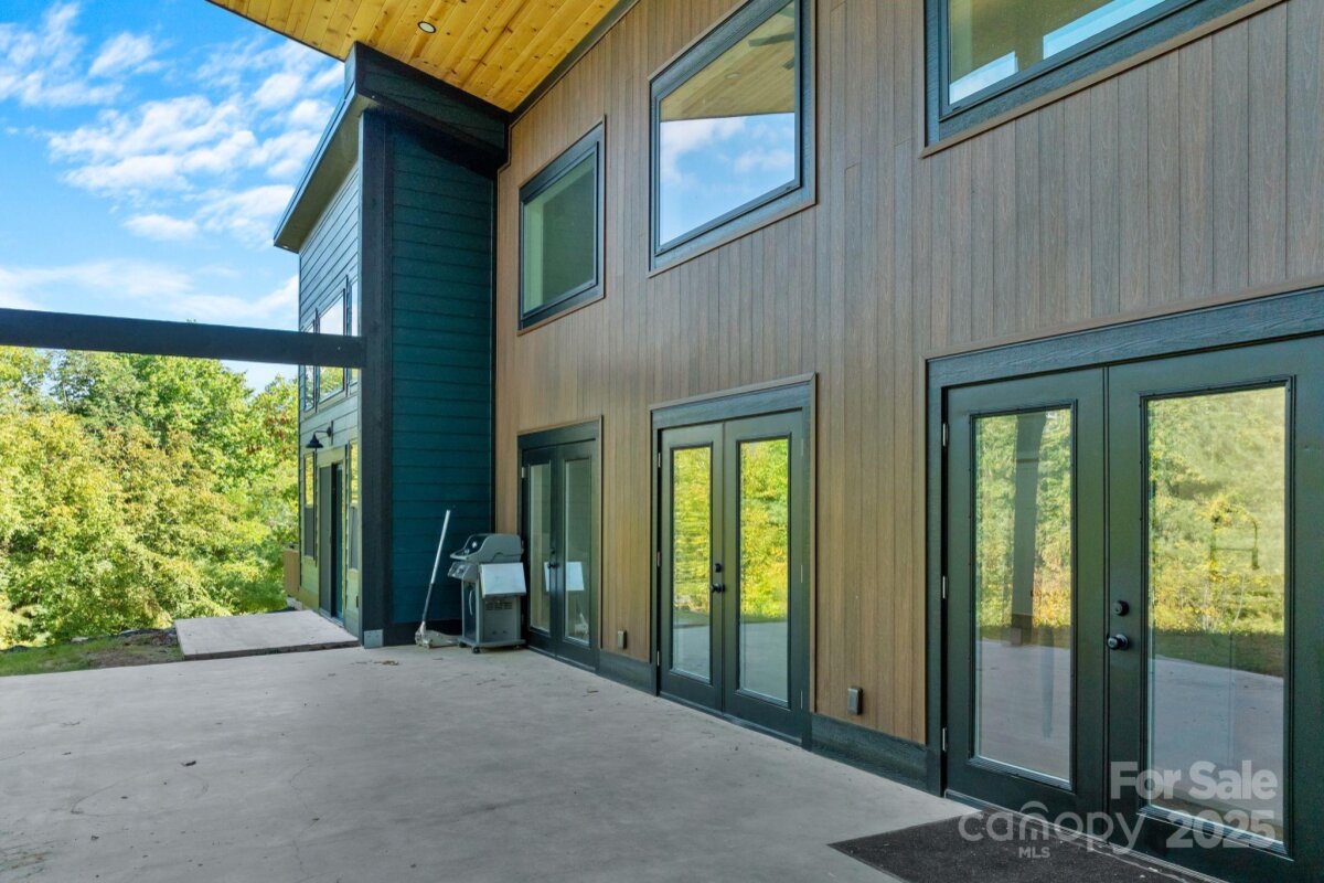 42 S Feather Falls Trail, Old Fort, NC 28762, MLS # 4299512