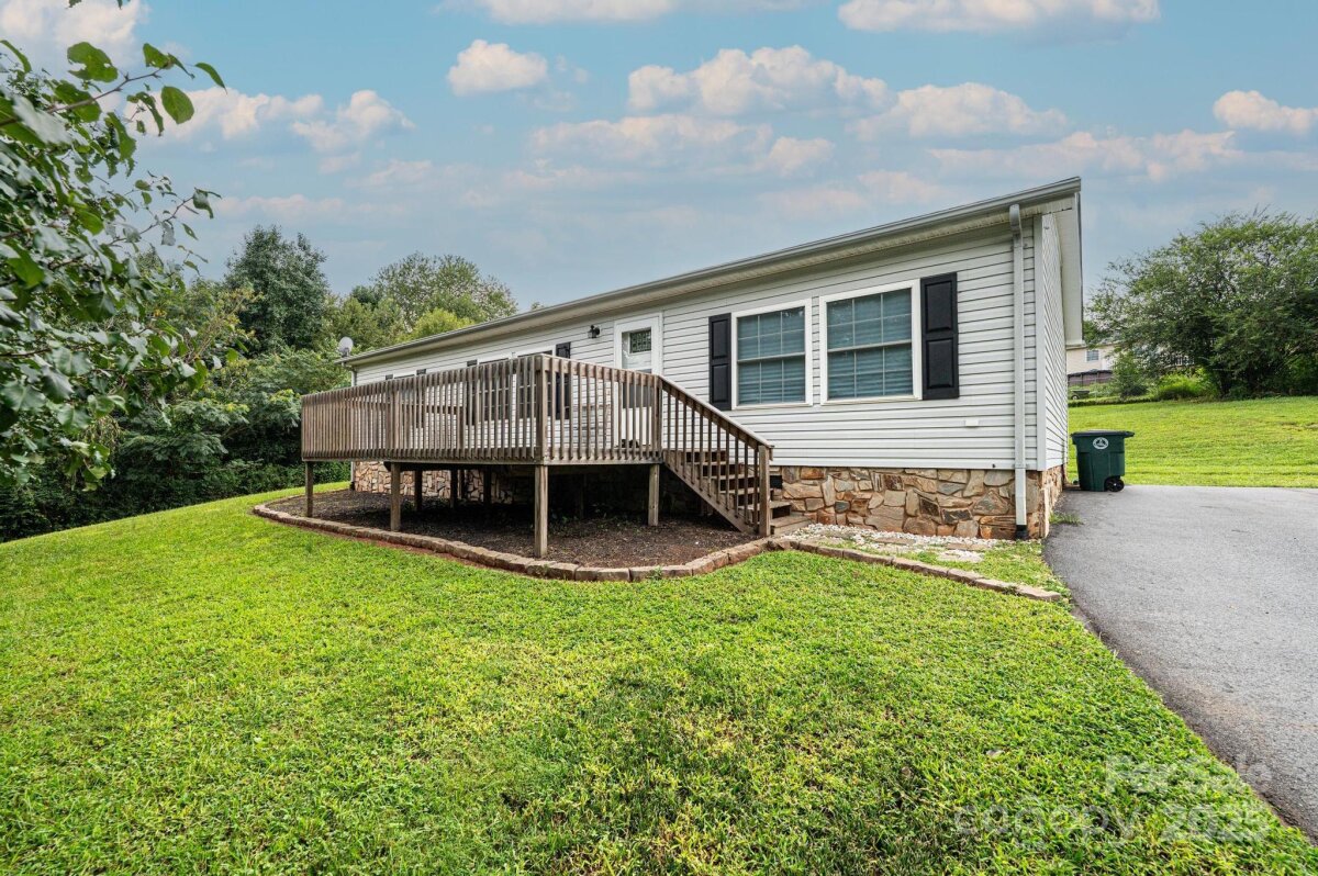 110 Eagles Nest Lane, Valdese, NC 28690, MLS # 4299528