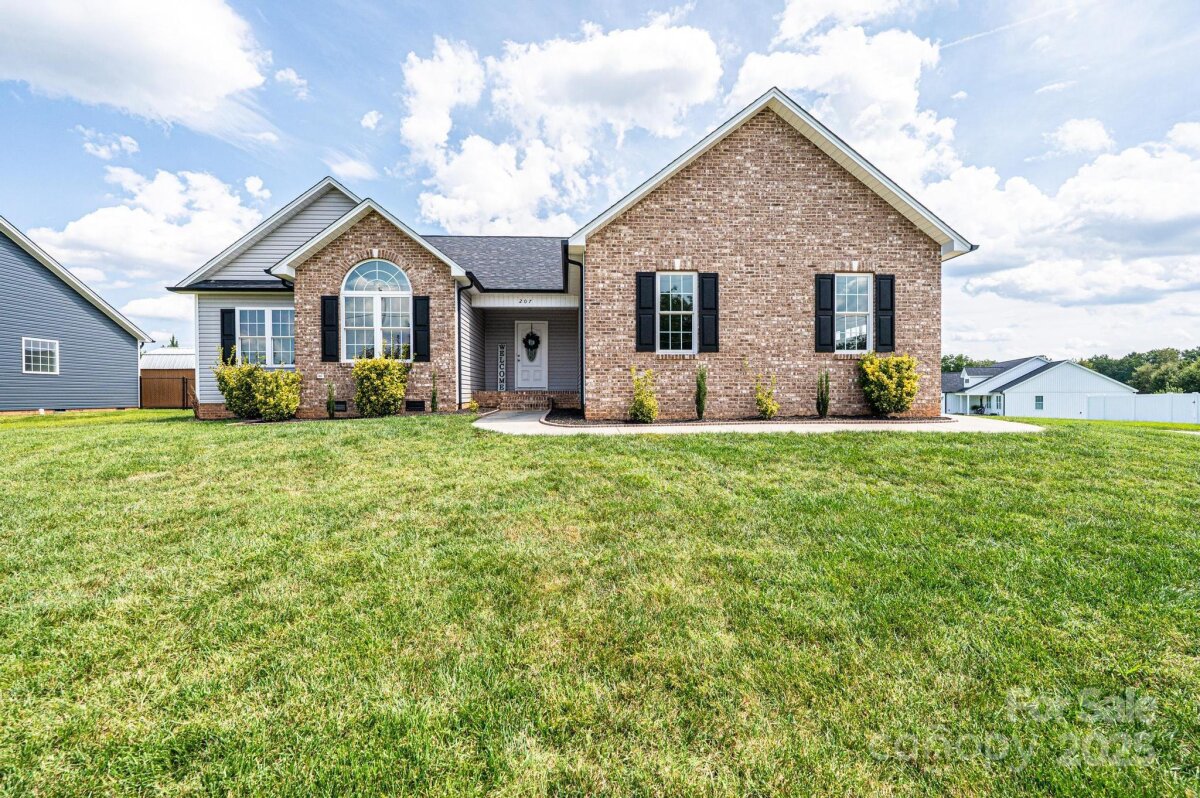 207 S 5th Avenue, Maiden, NC 28650, MLS # 4299633