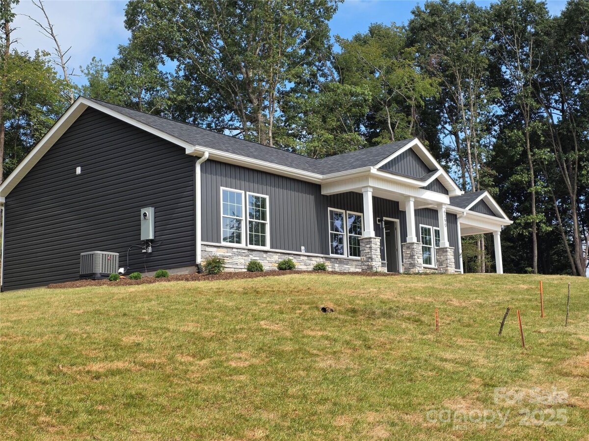 6390 Cathedral Drive, Granite Falls, NC 28630, MLS # 4299717