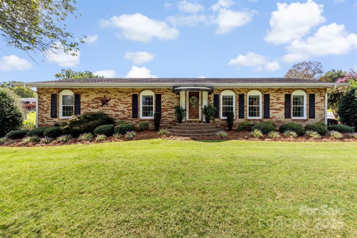 2413 Essen Lane, Gastonia, NC 28054, MLS # 4299724