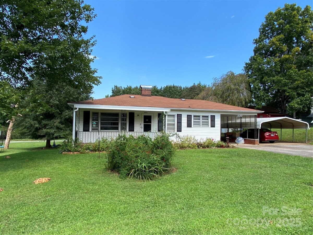 2842 1st Avenue, Hickory, NC 28601, MLS # 4299821