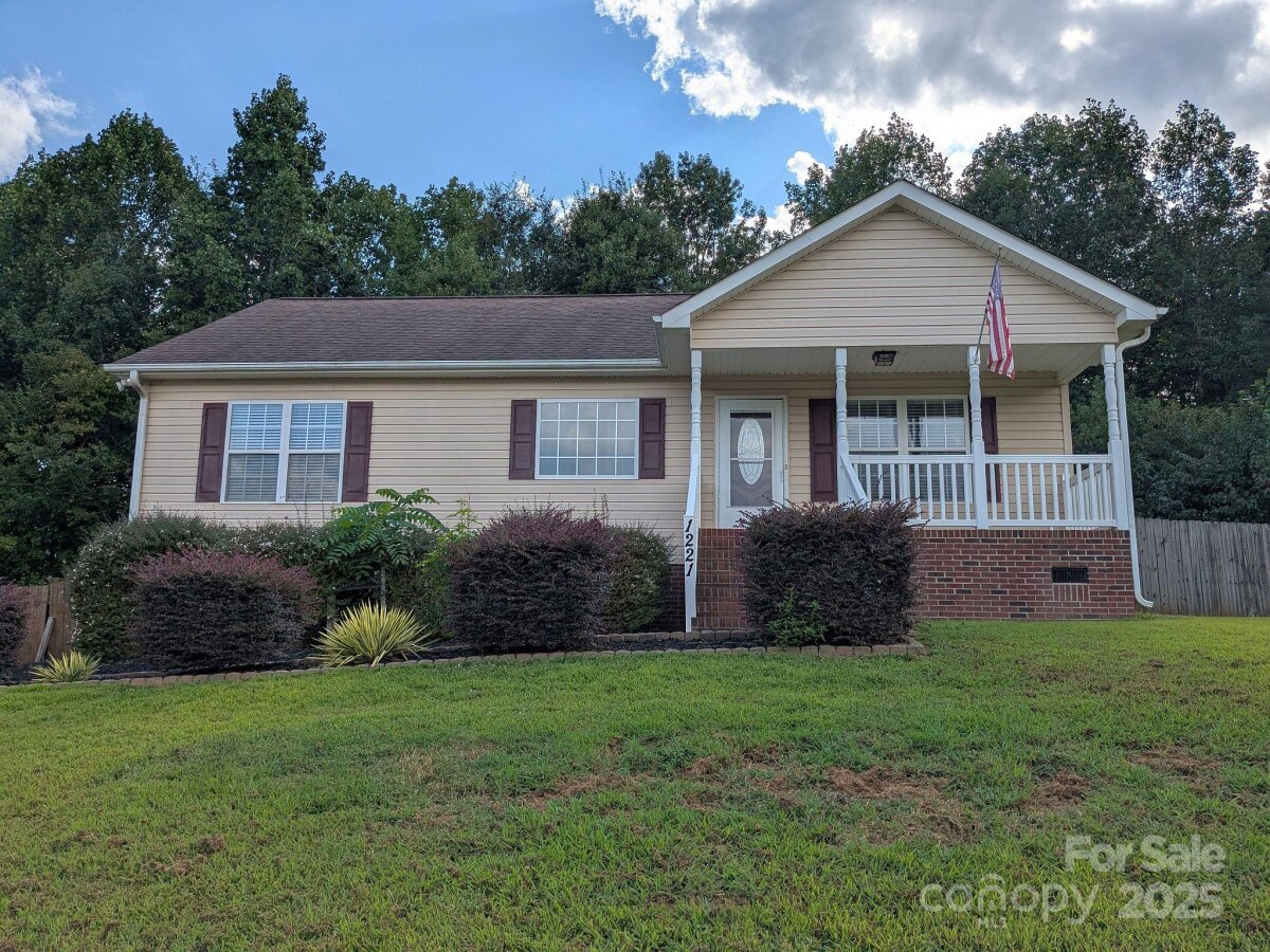 1221 Woodpecker Drive, Clover, SC 29710, MLS # 4299882