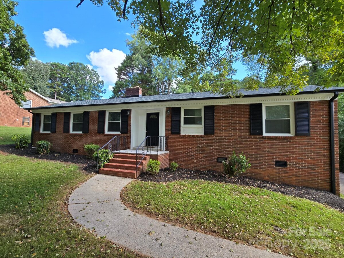 1061 12th Avenue, Hickory, NC 28601, MLS # 4299911