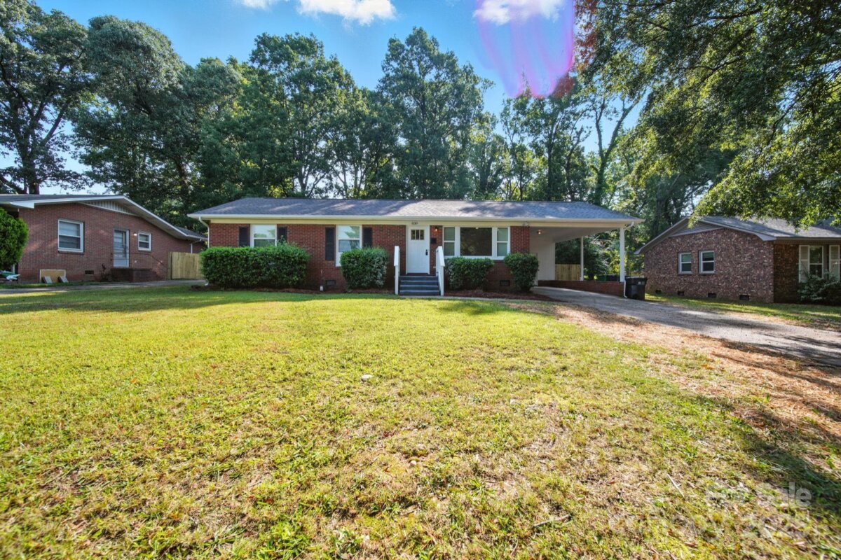 830 Log Cabin Road, Charlotte, NC 28213, MLS # 4299920