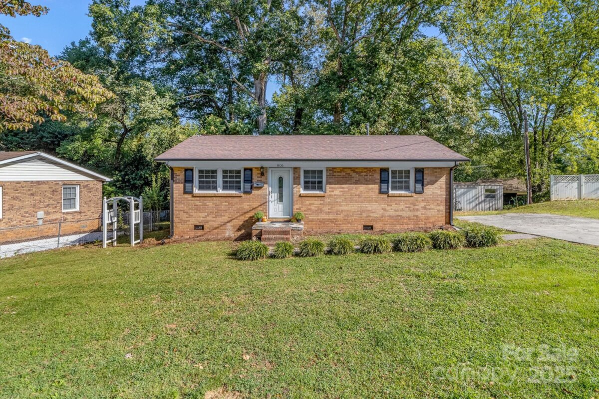 806 Dogwood Drive, Dallas, NC 28034, MLS # 4299988