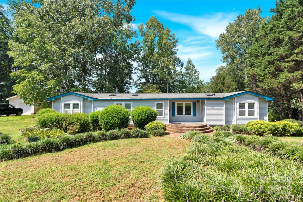 985 Sentinal Oaks Drive, Clover, SC 29710, MLS # 4300320
