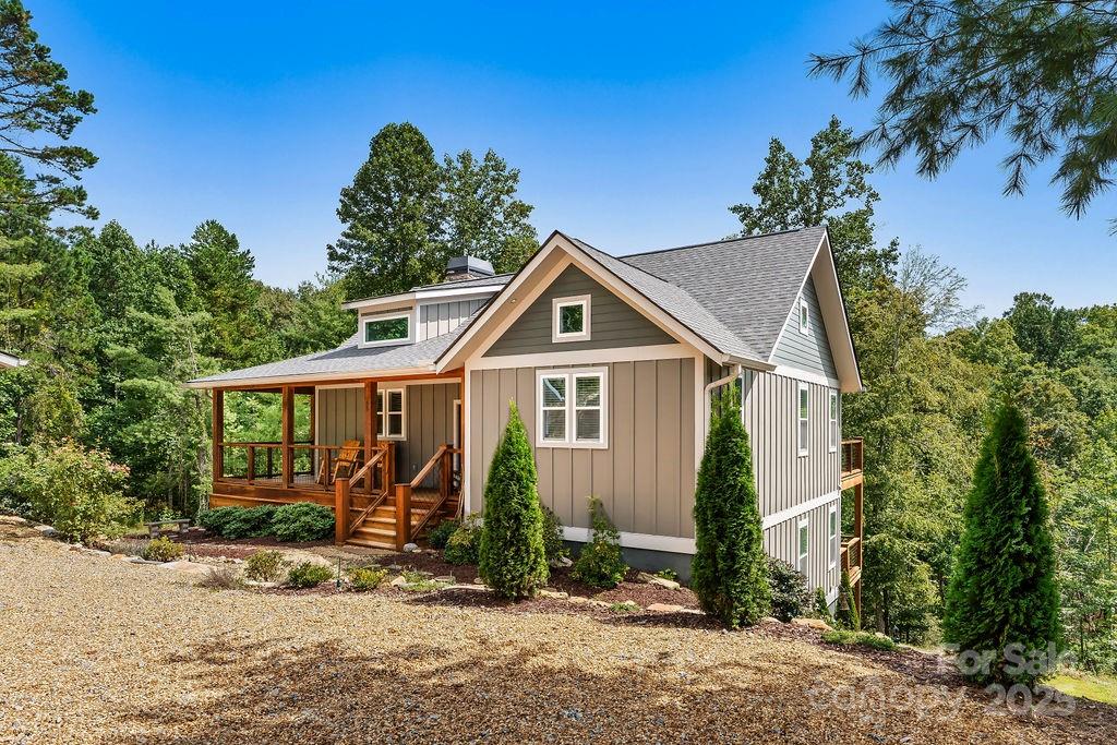 Hendersonville 97 4300329