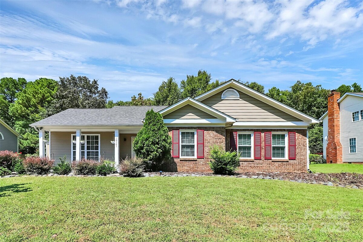 10101 White Cascade Drive, Charlotte, NC 28269, MLS # 4300416