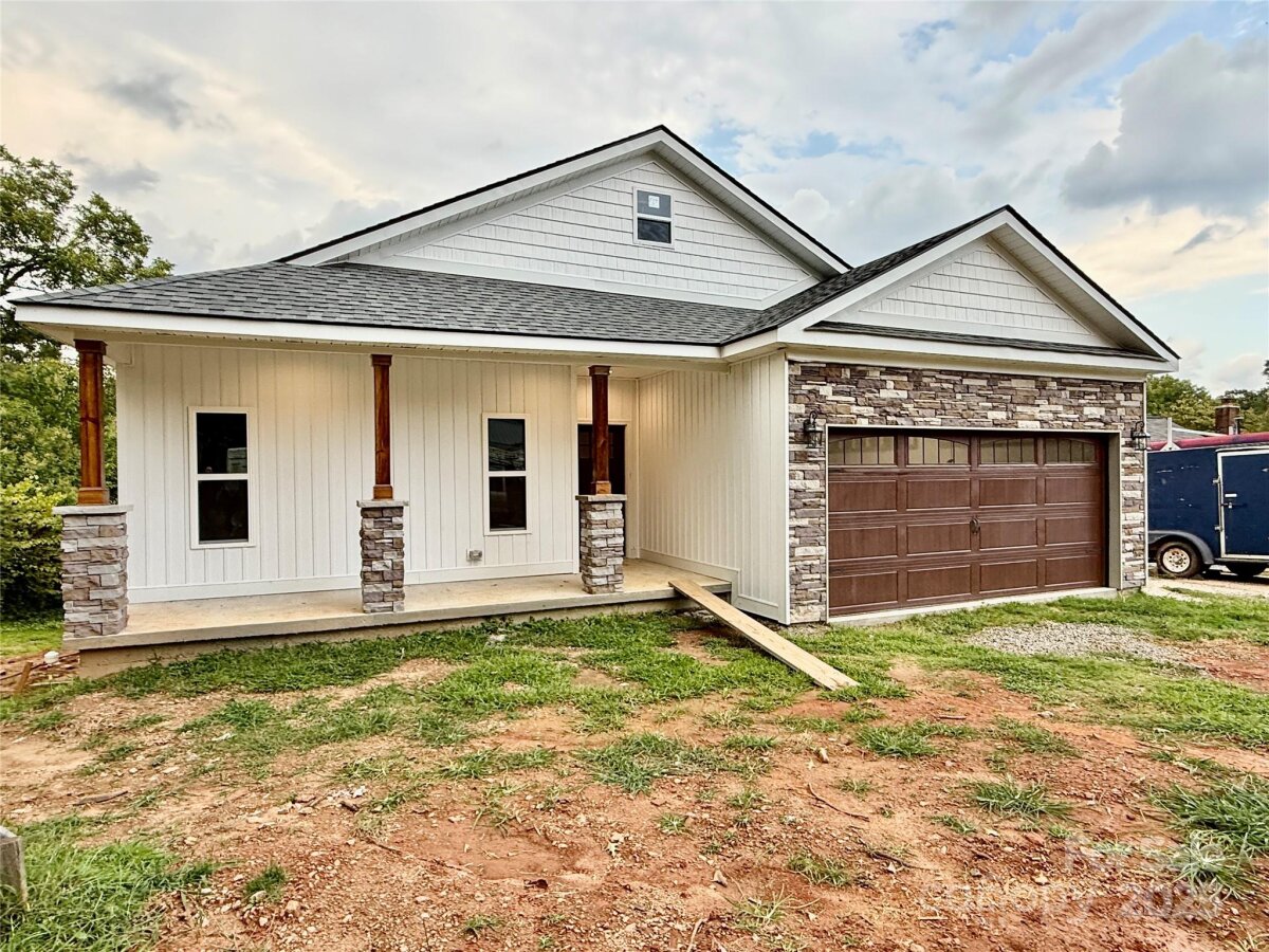 385 Arlington Street, Forest City, NC 28043, MLS # 4300430