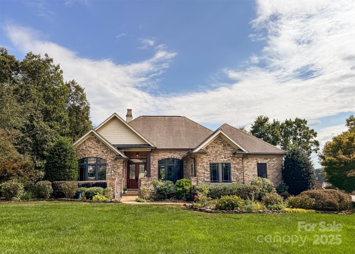 626 Players Ridge Road, Hickory, NC 28601, MLS # 4300520