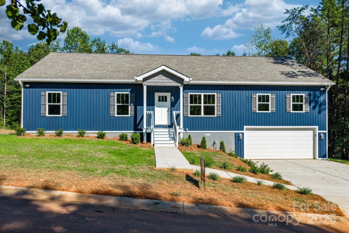 138 Cascades Drive, Hickory, NC 28601, MLS # 4300613
