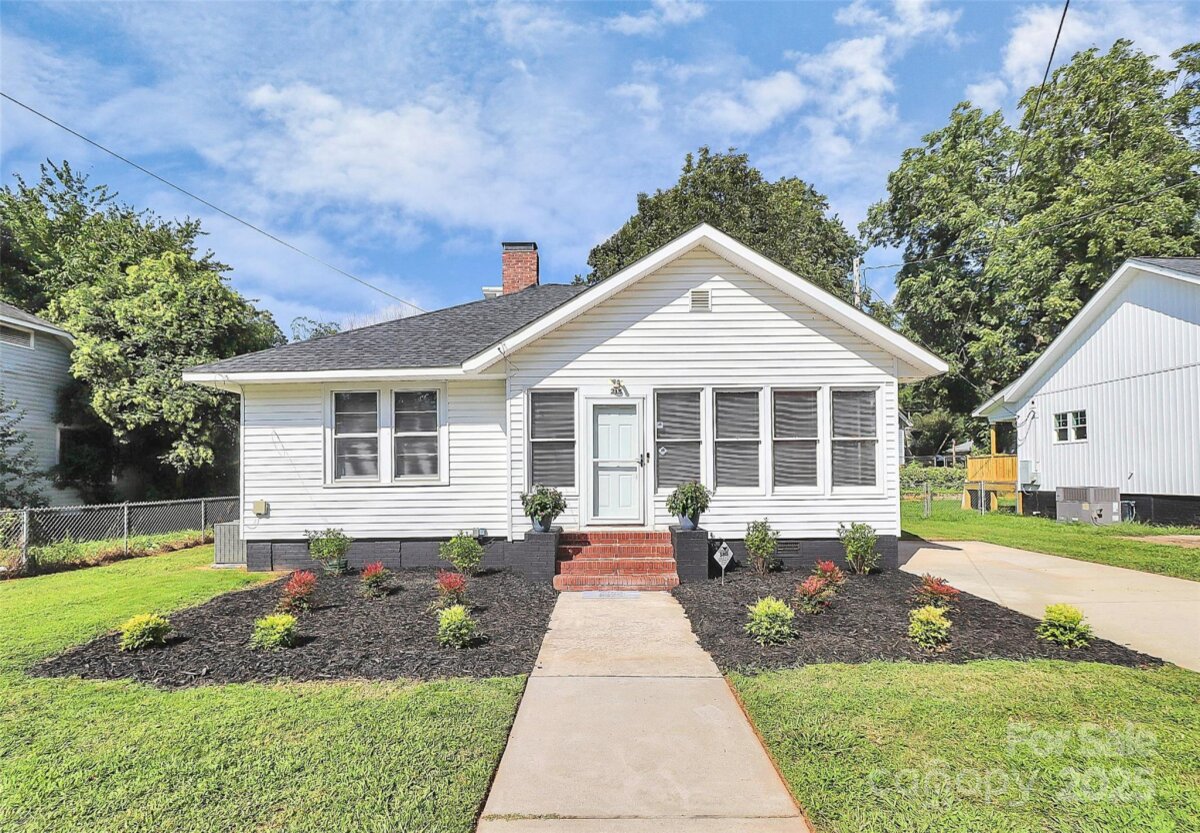 215 S King Street, Gastonia, NC 28052, MLS # 4300955