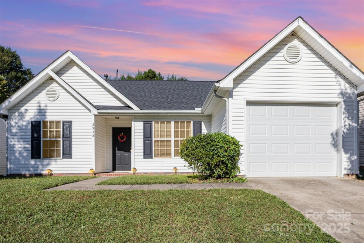 2925 Westwinds Court, Charlotte, NC 28214, MLS # 4301031