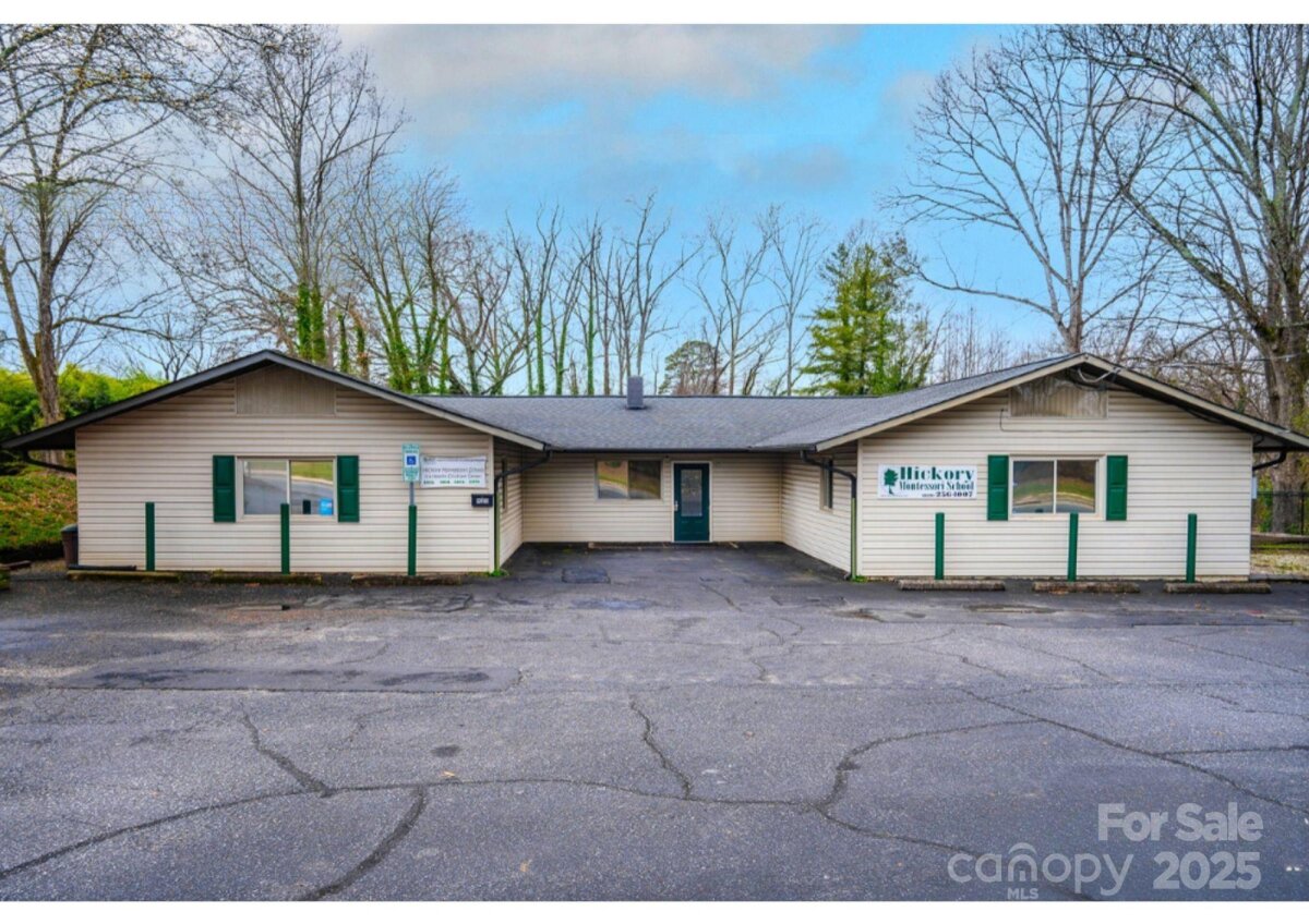 925 NE 5th Street Unit 15, Hickory, NC 28601, MLS # 4301197