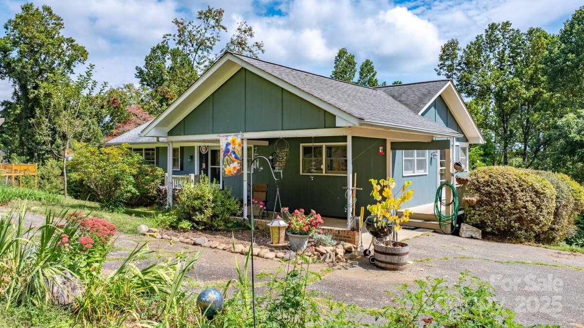 1174 Apple Lane Unit 7, Spruce Pine, NC 28777, MLS # 4302518