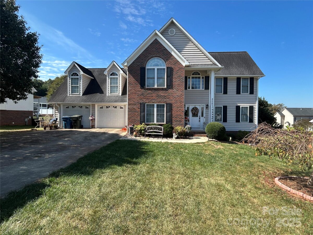 2587 Ironwood Drive, Hickory, NC 28602, MLS # 4302622