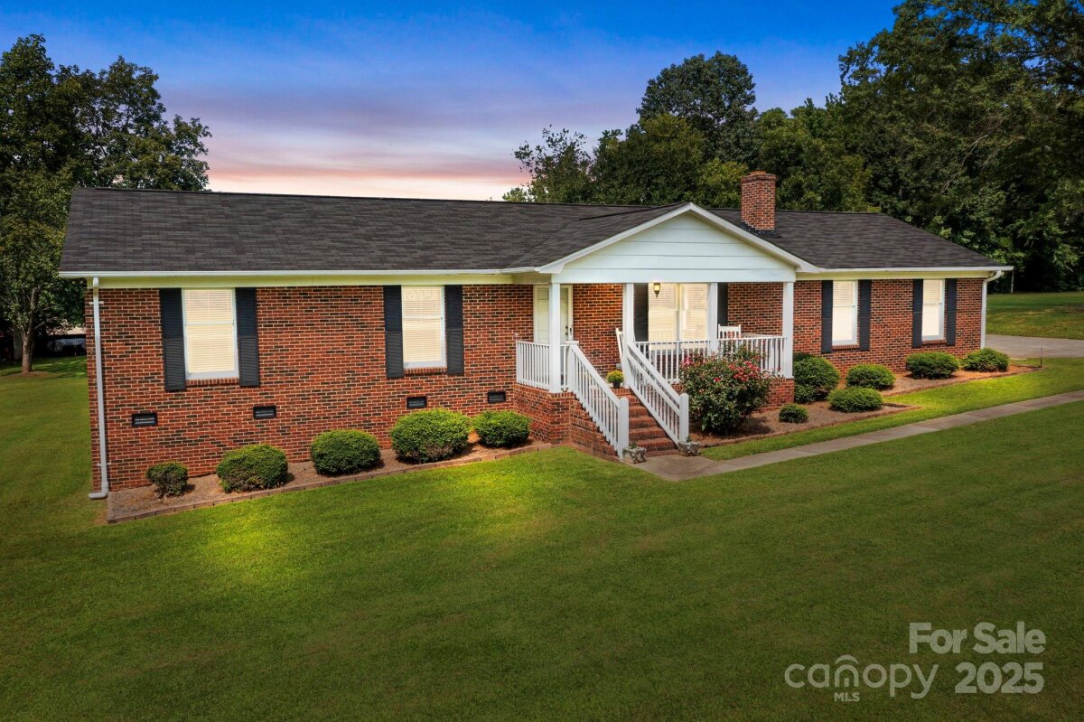 3323 Kelly Road, Charlotte, NC 28216, MLS # 4302799