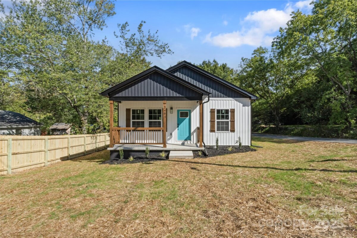 2401 Brookview Avenue, Kannapolis, NC 28081, MLS # 4303007