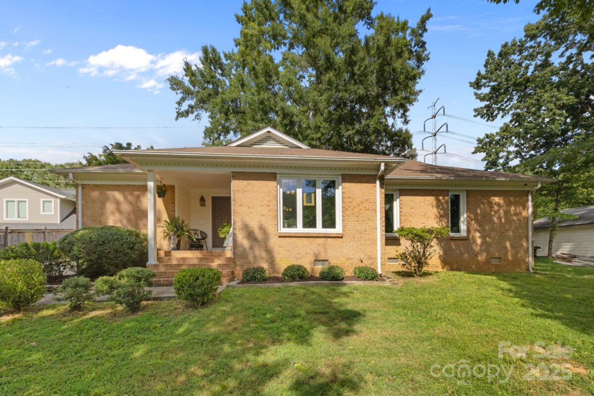 7001 Pleasant Drive, Charlotte, NC 28211, MLS # 4303112