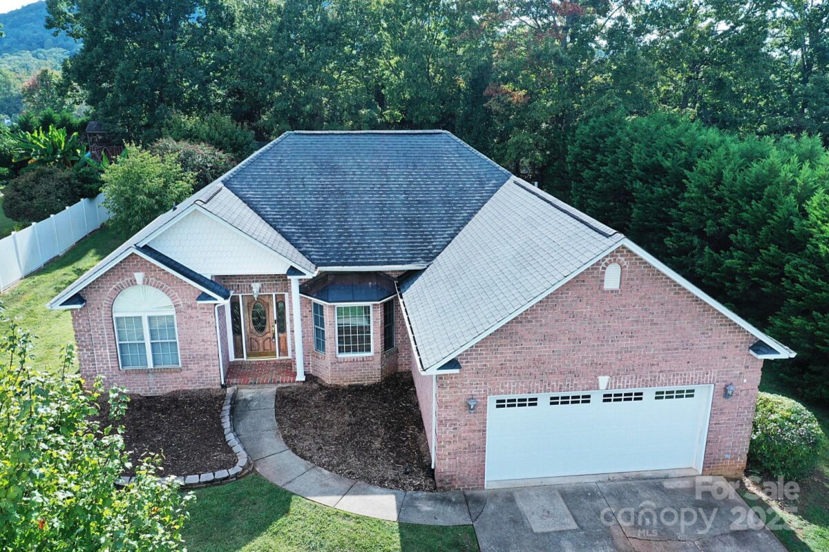 1375 Sweetbriar Lane, Hickory, NC 28602, MLS # 4303477