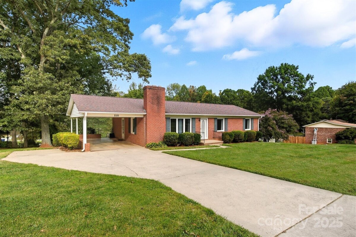 210 7th Avenue Place, Conover, NC 28613, MLS # 4303562