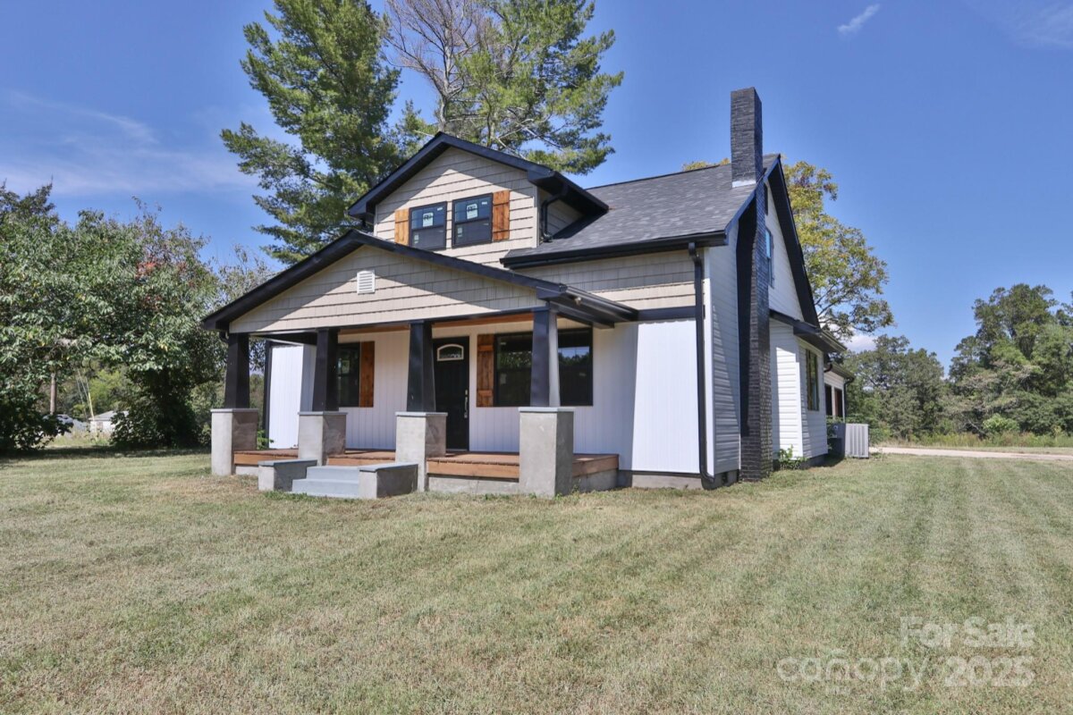 1826 N Oak Ridge Church Road, Yadkinville, NC 27055, MLS # 4304096