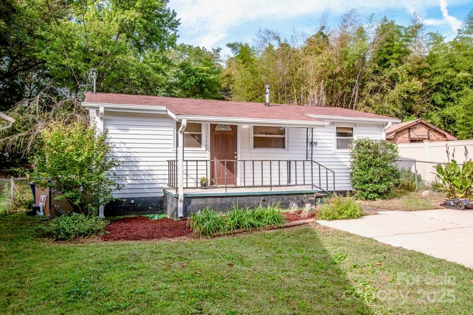 809 N Mulberry Street, Statesville, NC 28677, MLS # 4304140