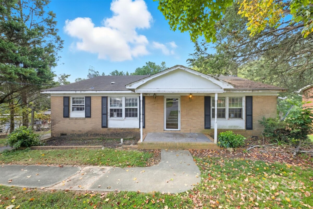 2925 Crescent Lane, Gastonia, NC 28052, MLS # 4304161