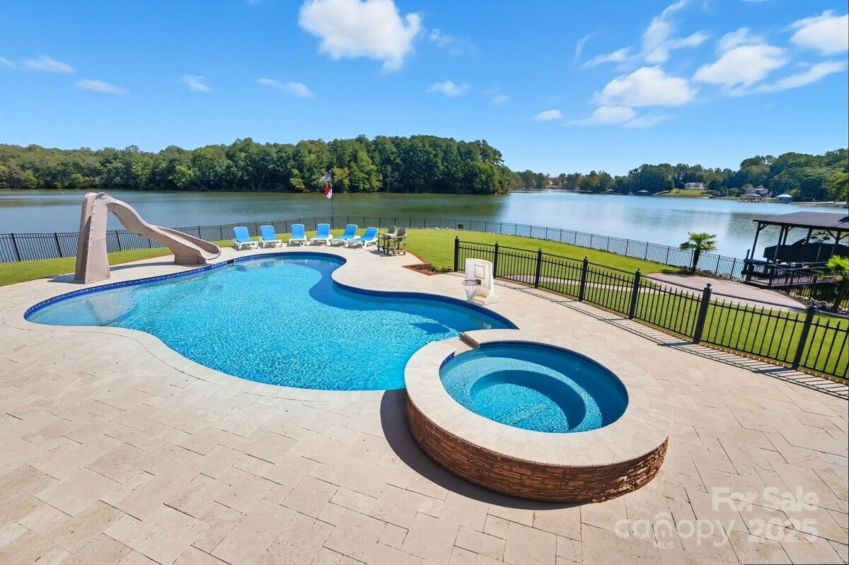 8424 Catawba Cove Drive, Belmont, NC 28012, MLS # 4304261