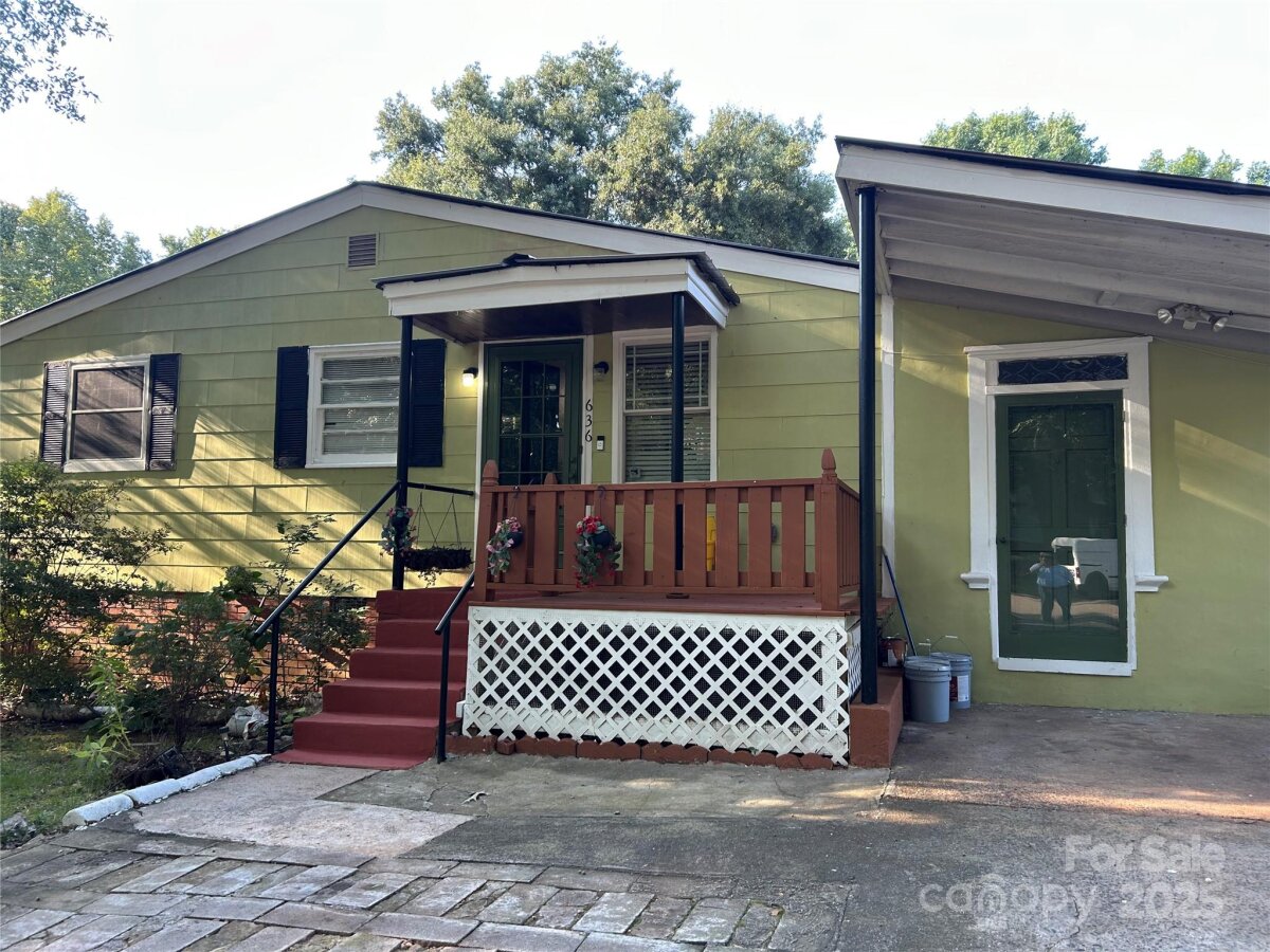 636 Sheryl Circle, Charlotte, NC 28217, MLS # 4304338