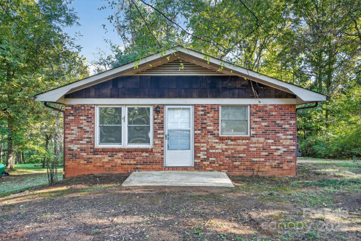 1494 Carpenter Street, Newton, NC 28658, MLS # 4304737