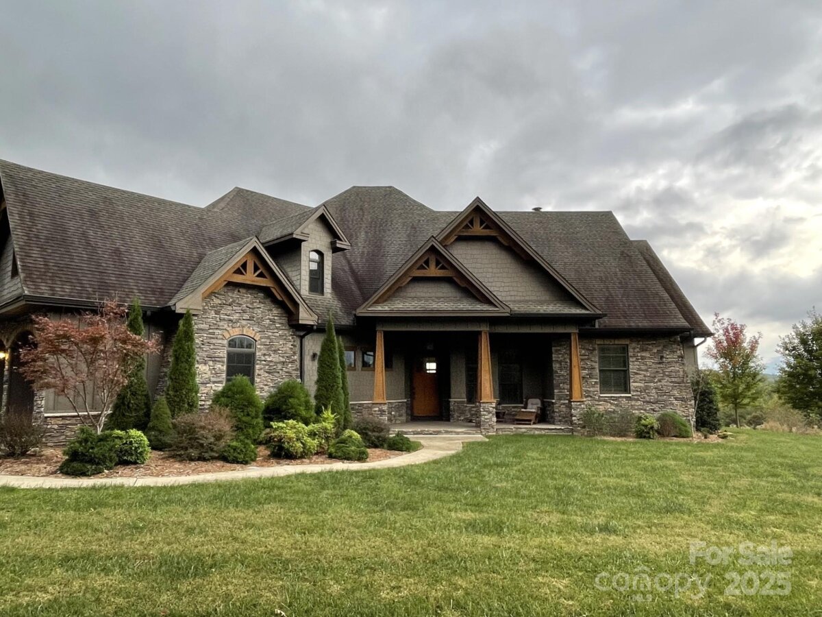 700 Bear Cliff Drive Unit 34, Nebo, NC 28761, MLS # 4304808