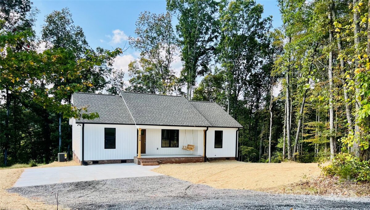 516 Island Ford Road, Statesville, NC 28625, MLS # 4304892